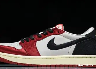 OG Home Room Trophy Retro 1 Jordan Low 0526